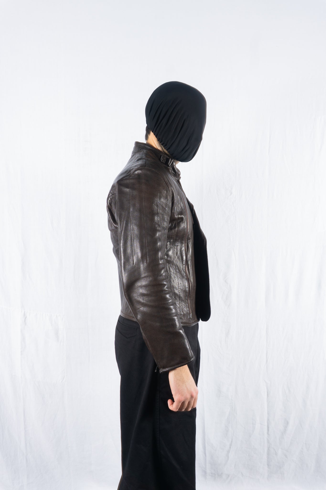 Masakï Matsushïma Couturier A/W 2004 armor leather jacket – lateral view | Recente Studio