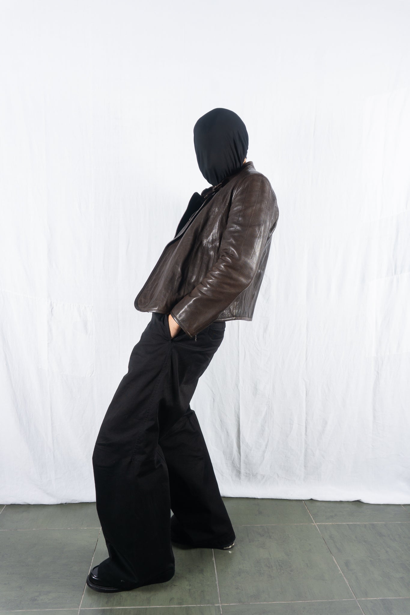 Masakï Matsushïma Couturier AW04 armor leather jacket – open view | Recente Studio