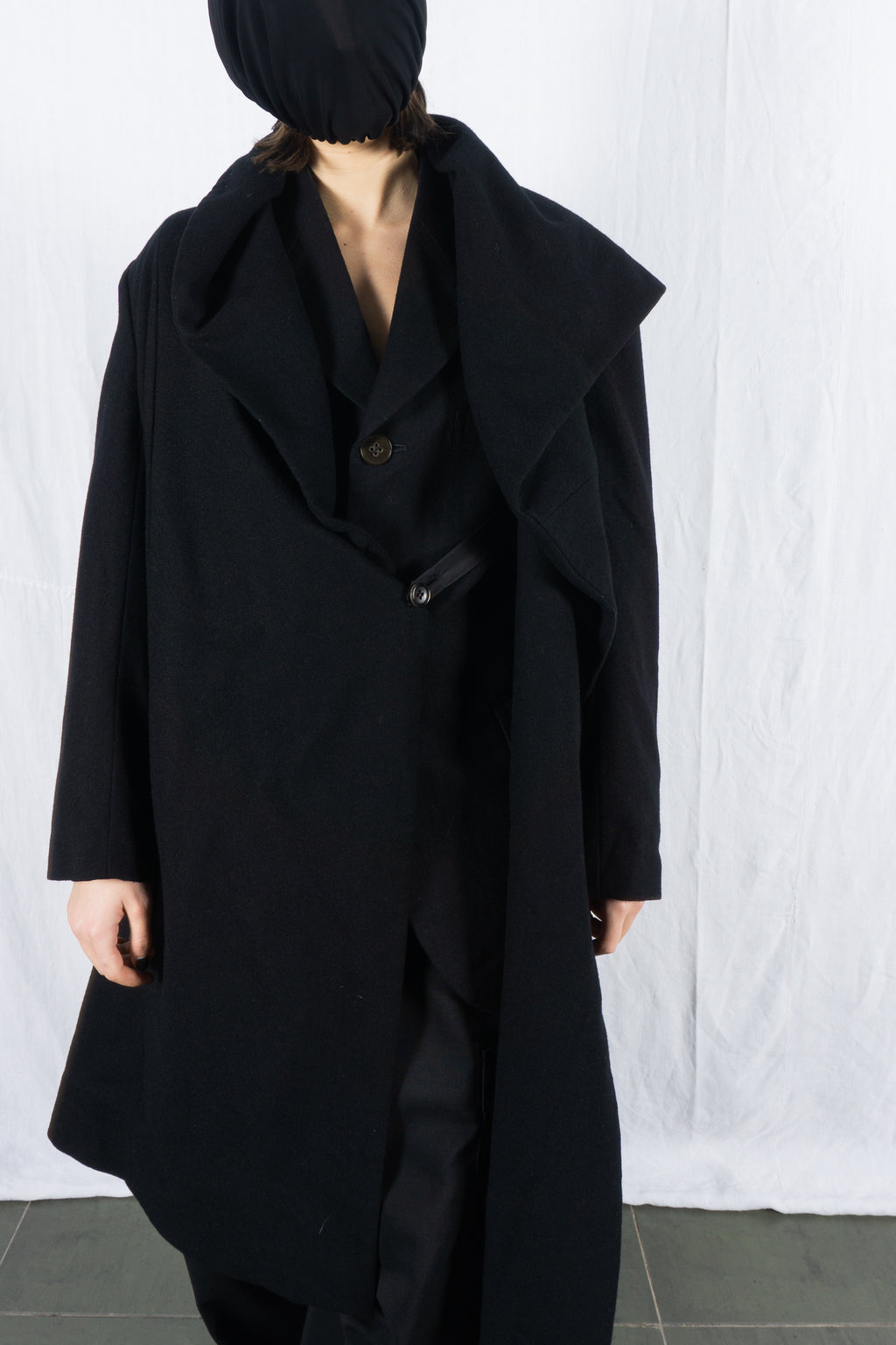 Comme des Garçons 1980s monster coat – hem detail | Recente Studio