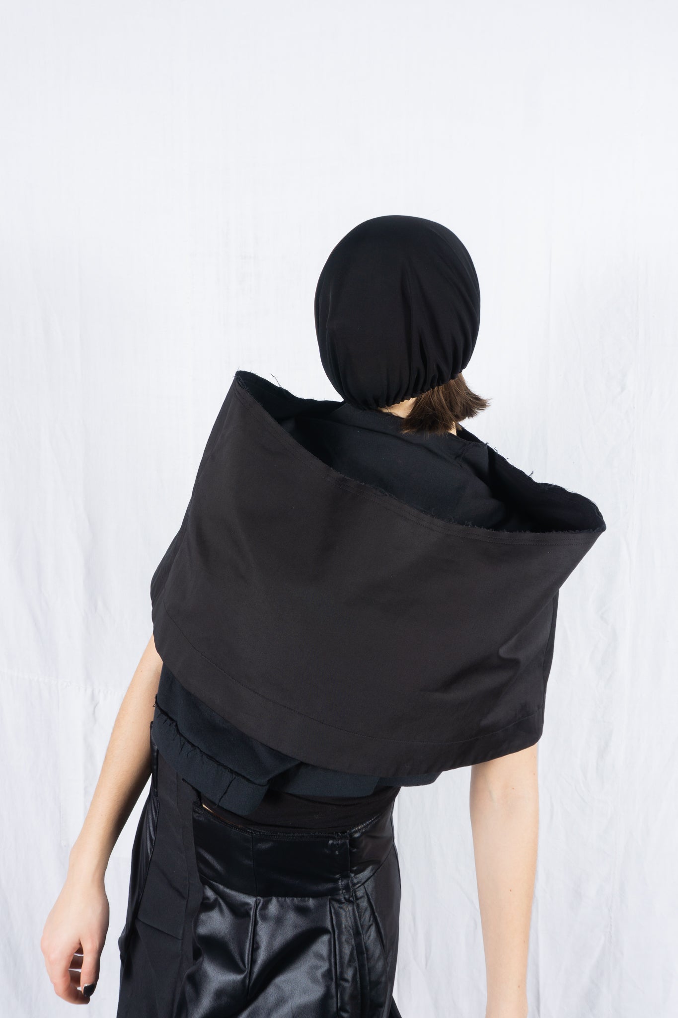 Comme des Garçons S/S 2020 cropped shoulder top – side view | Recente Studio