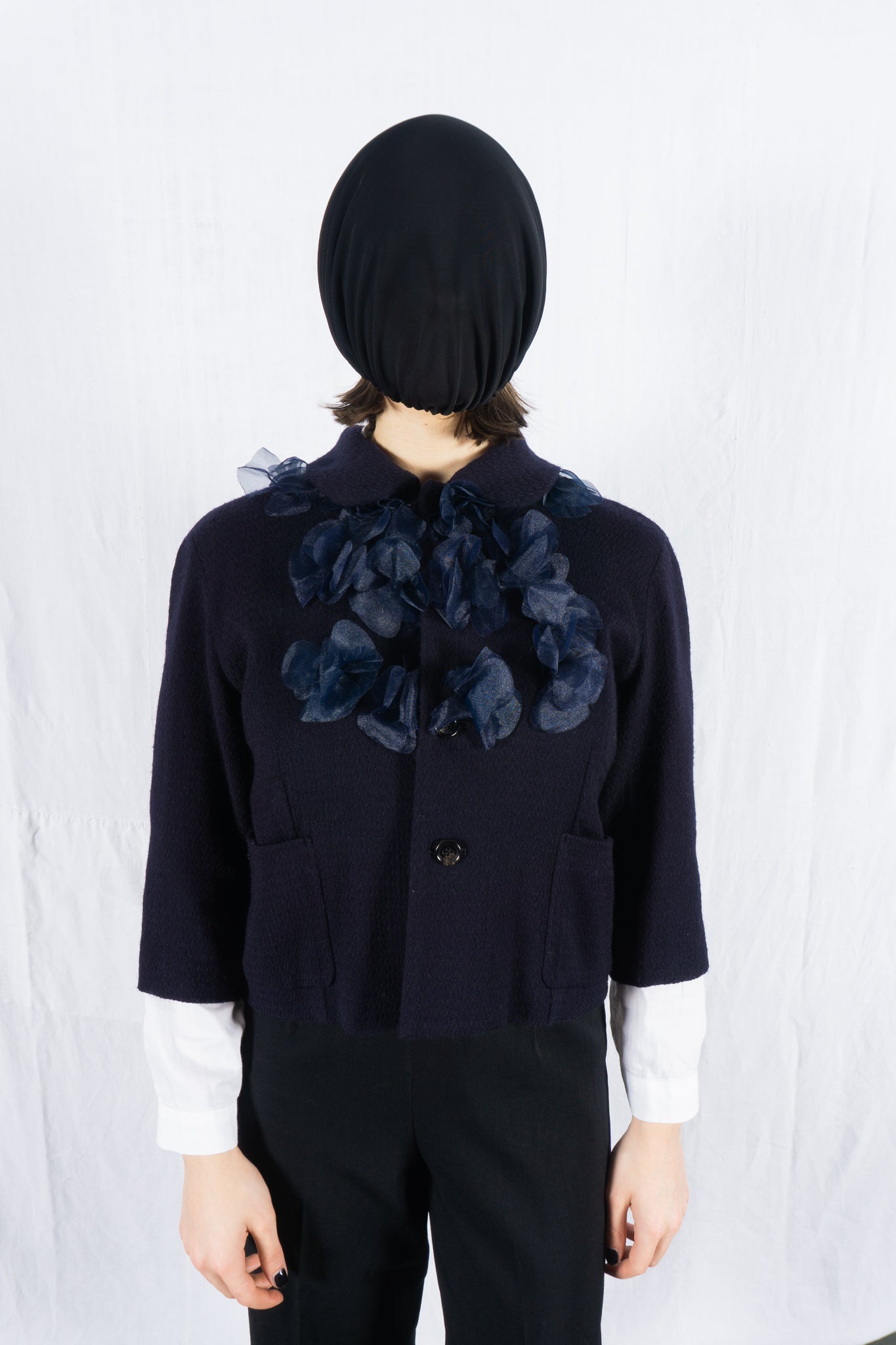 robe de chambre Comme des Garçons A/W 1999 cropped coat – back view | Recente Studio