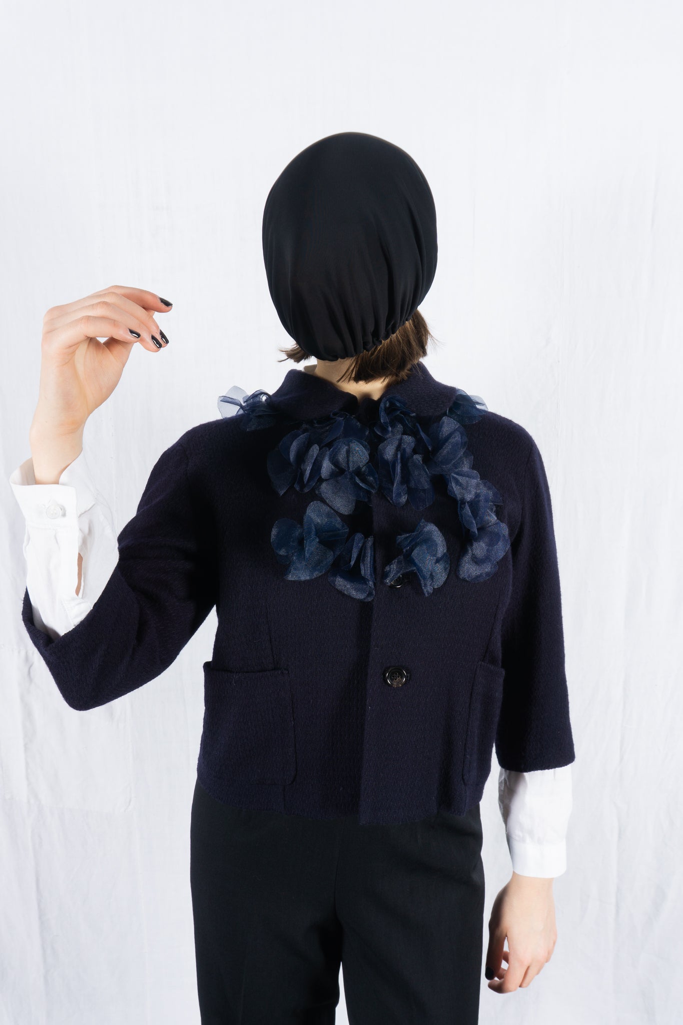 robe de chambre Comme des Garçons A/W 1999 cropped coat – front view | Recente Studio