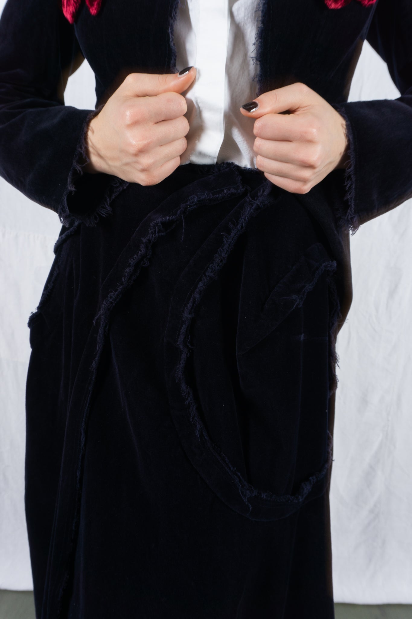Comme des Garçons S/S 2004 deconstructed velvet suit – open jacket | Recente Studio