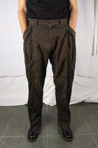 Issey Miyake Men AW99 parachute pants green – worn view | Recente Studio