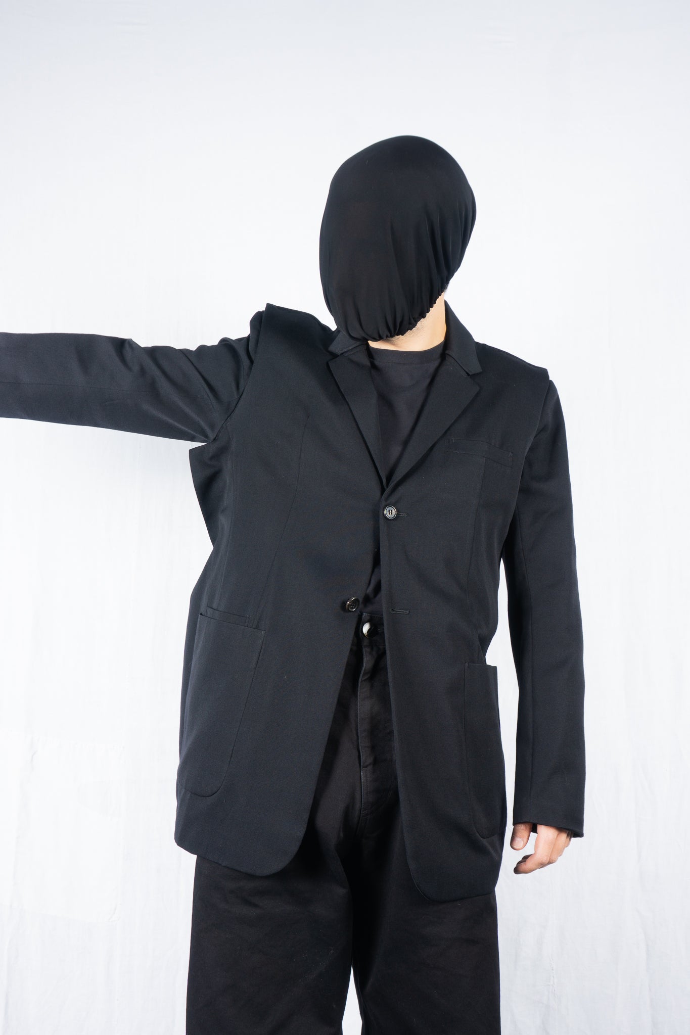 Undercover A/W 1998 "Small Parts" deconstructed jacket – side view | Recente Studio