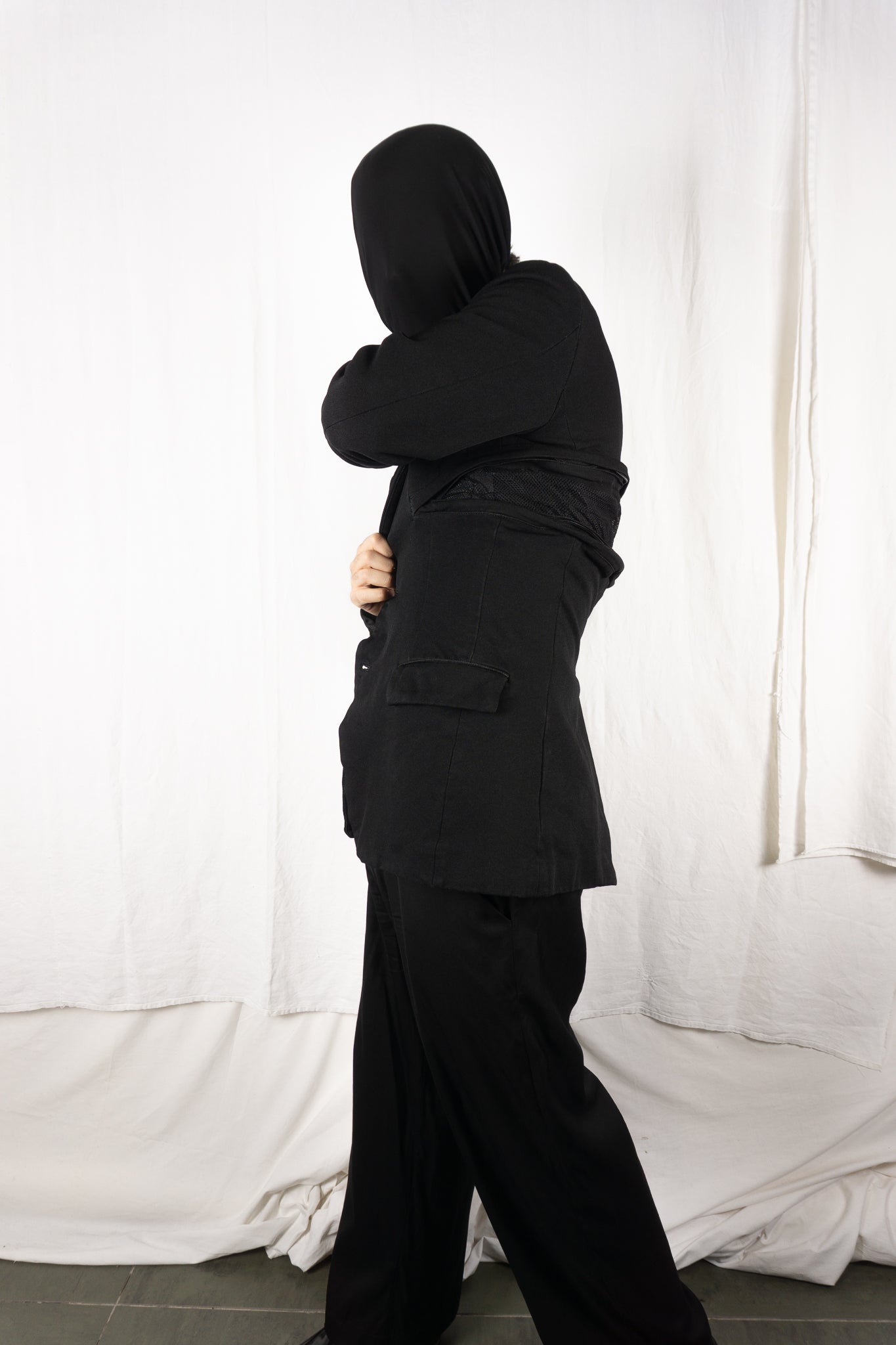 Comme des Garçons Homme Plus A/W 2005 horizontal zip jacket – zip detail | Recente Studio