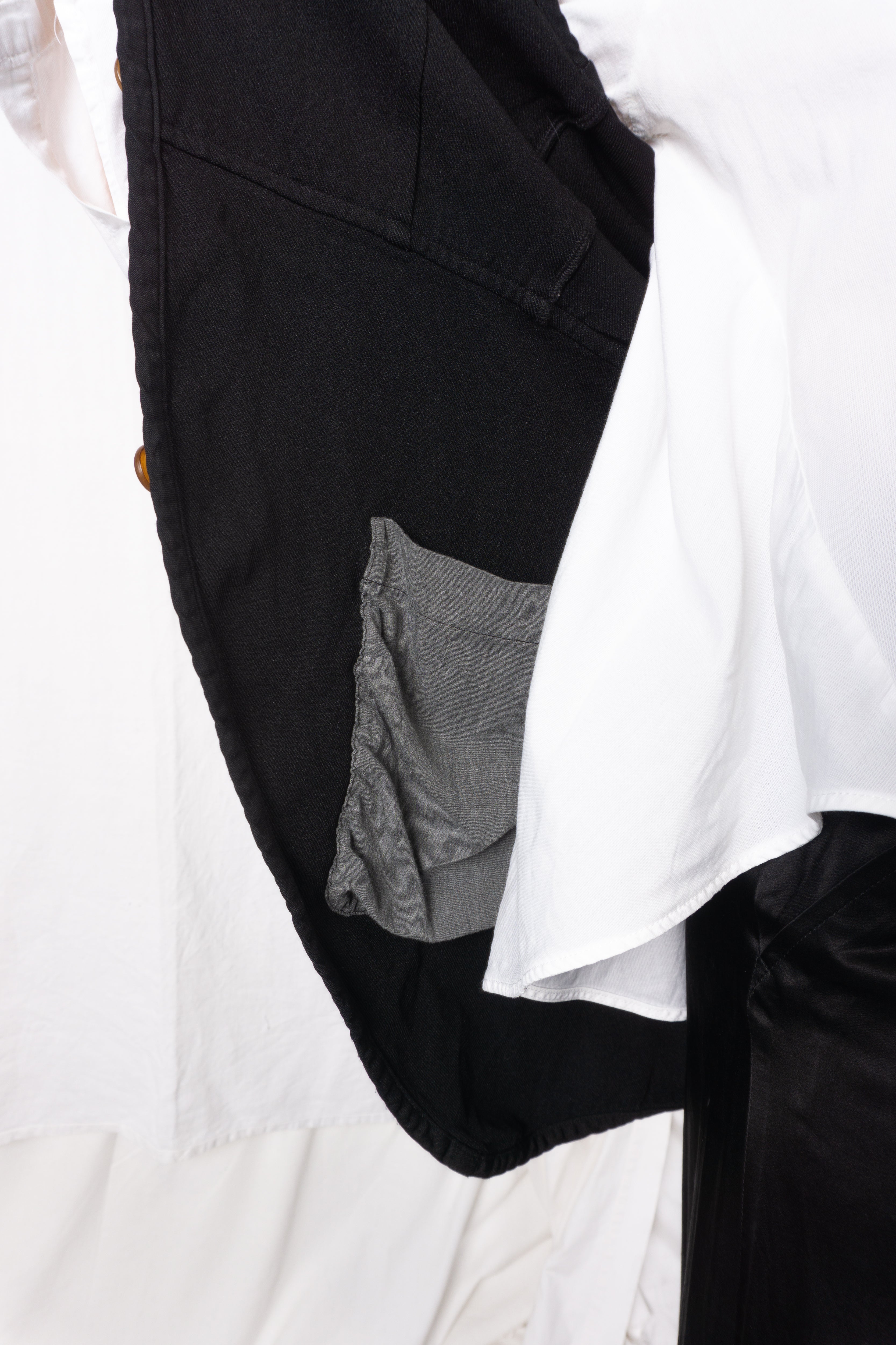 Comme des Garçons AW10 long waistcoat – open front | Recente Studio