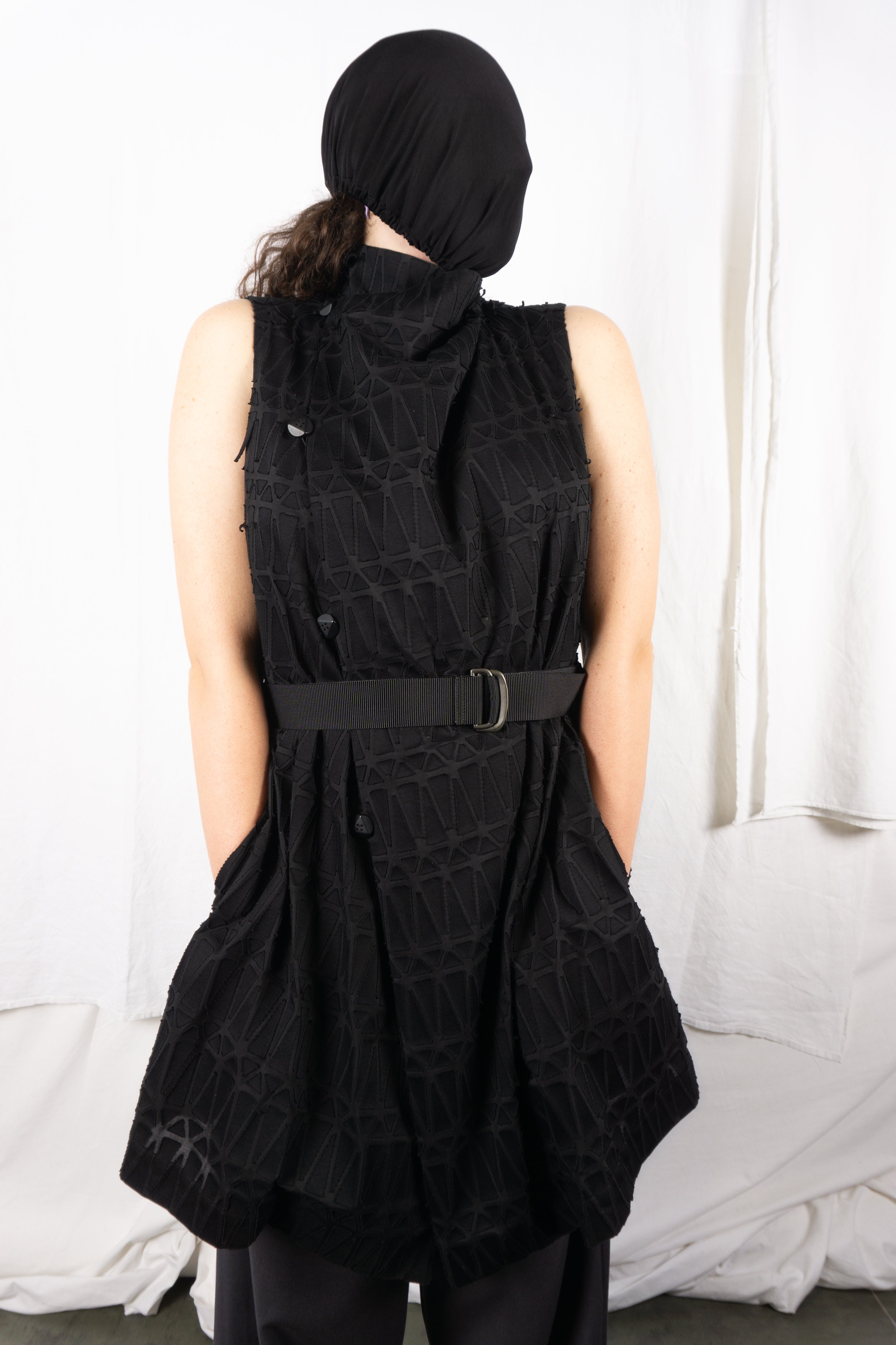 Issey Miyake S/S 2017 sleeveless patches jacket – full length | Recente Studio