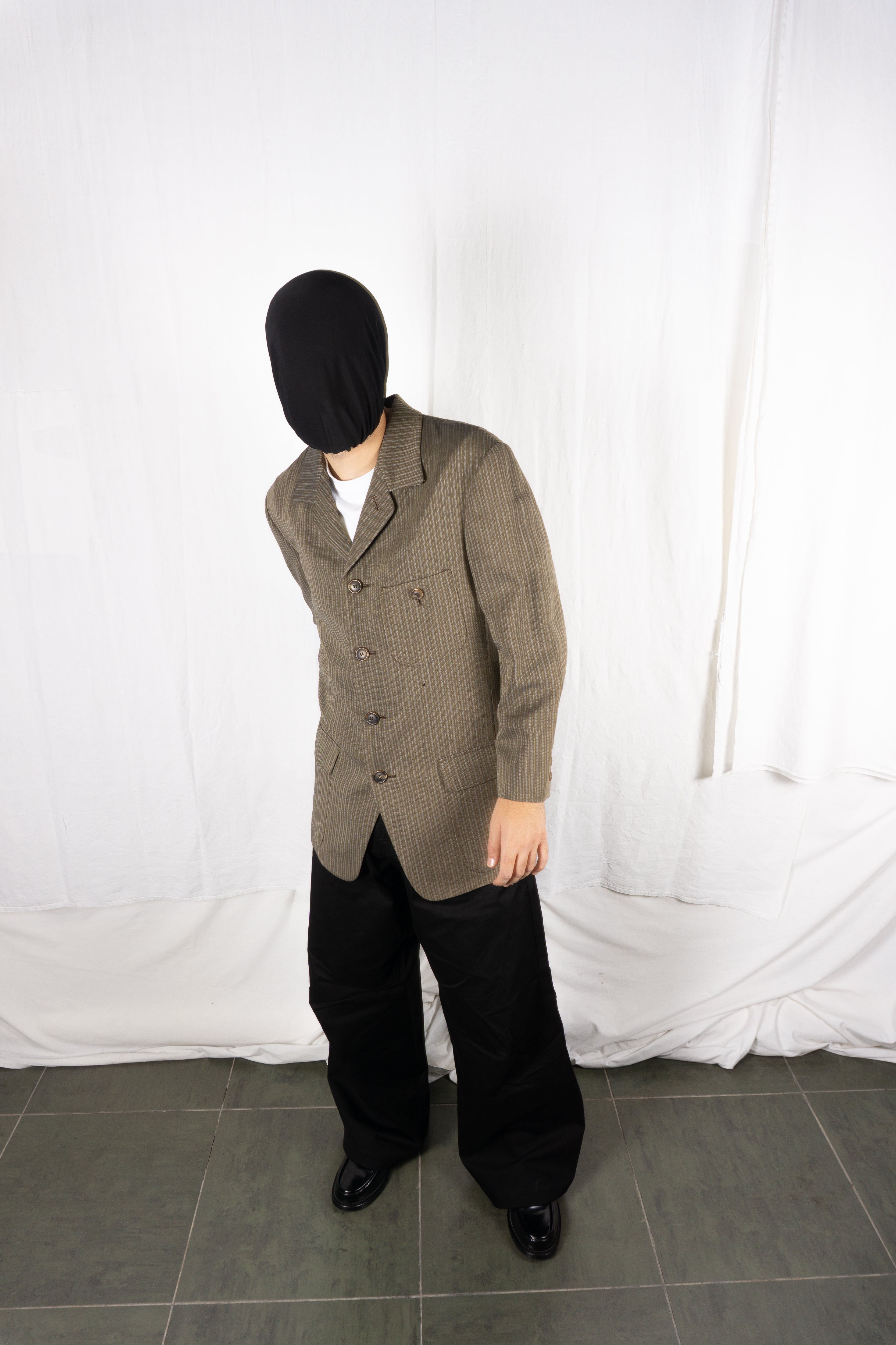 Issey Miyake Men A/W 1996 pinstripe jacket – collar detail | Recente Studio