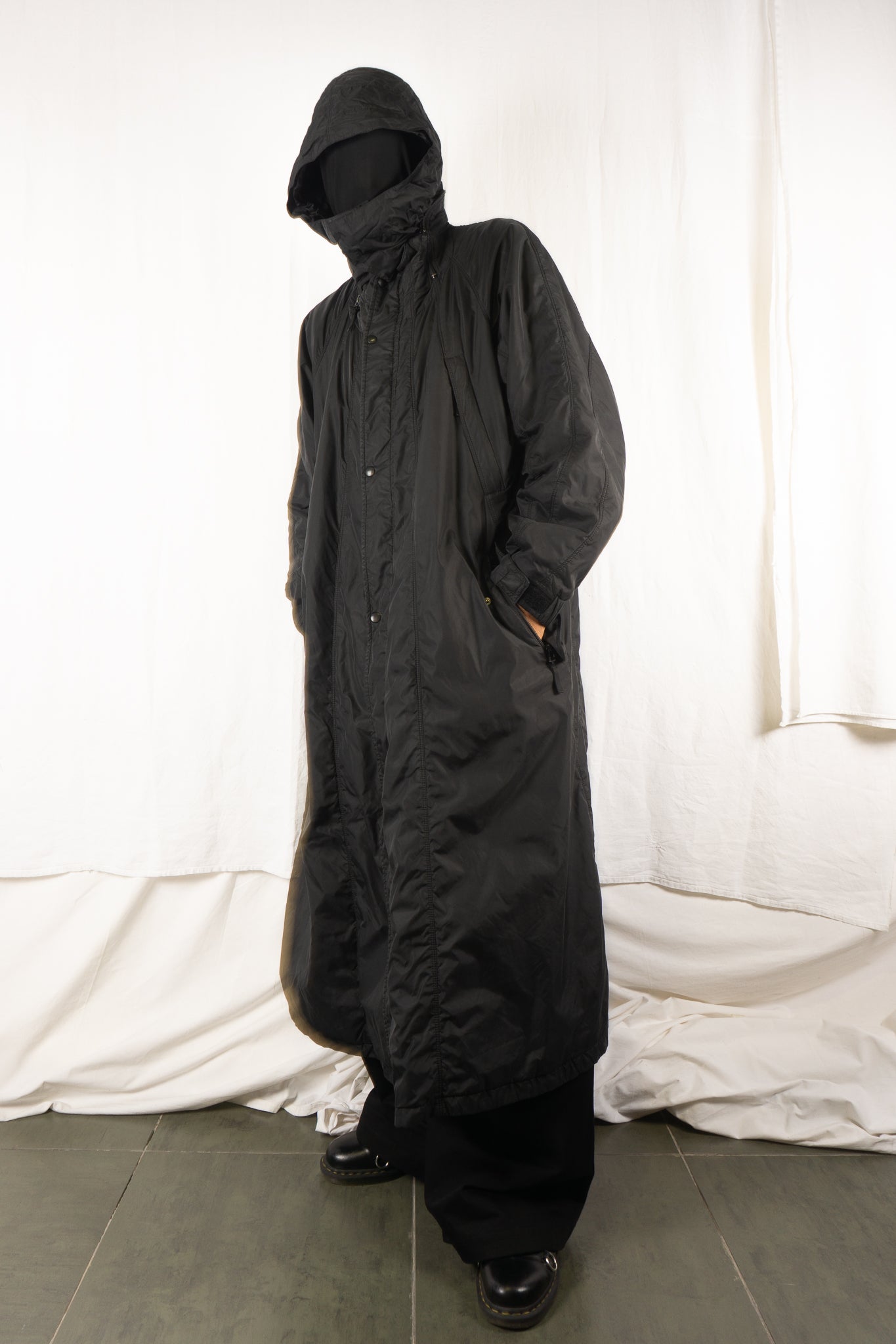 Issey Miyake White Label 2000s parachute coat – side view | Recente Studio