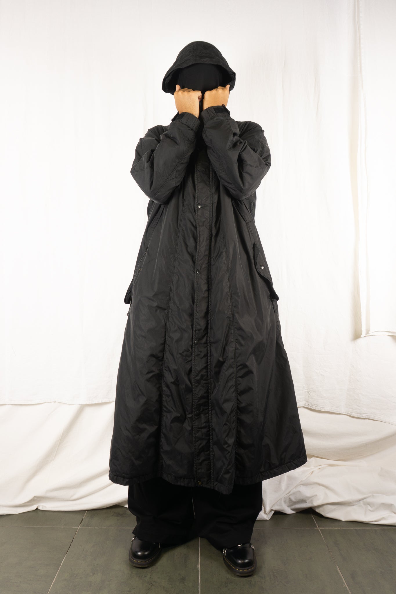 Issey Miyake Men White Label 2000s parachute coat – collar detail | Recente Studio