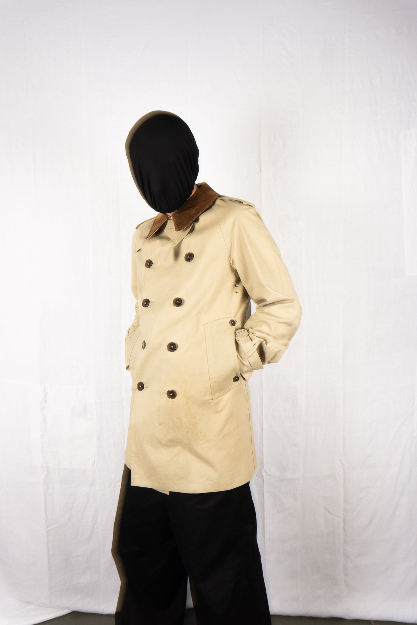 Junya Watanabe Man x Mackintosh S/S 2010 beige trench coat – open front | Recente Studio