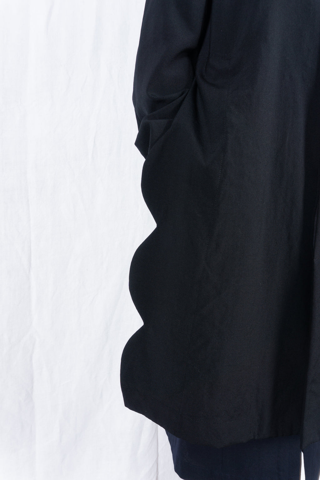 robe de chambre Comme des Garçons 1999 waves coat – sleeve detail | Recente Studio