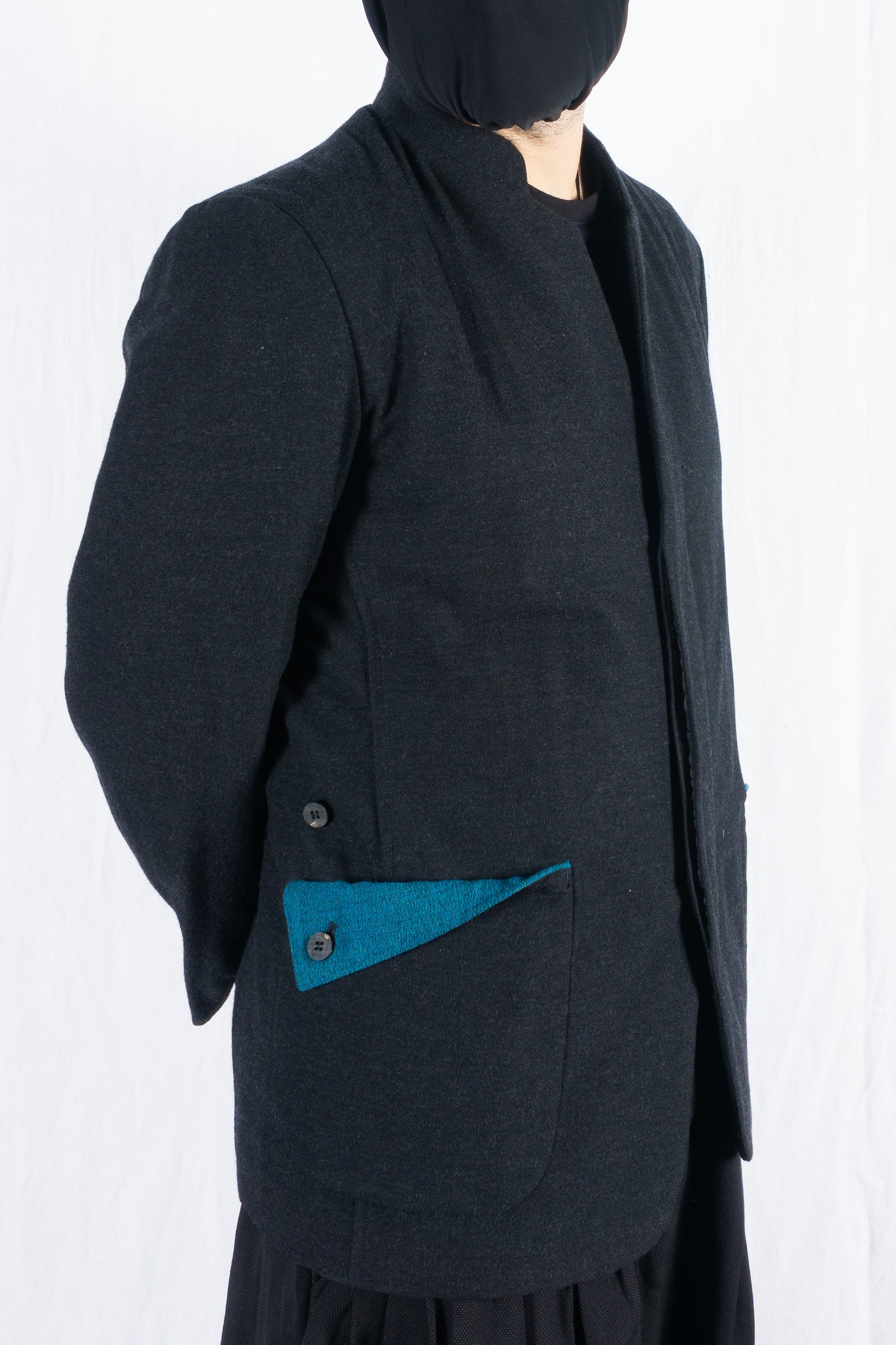 Issey Miyake Men A/W 2020 mao collar jacket – back view | Recente Studio