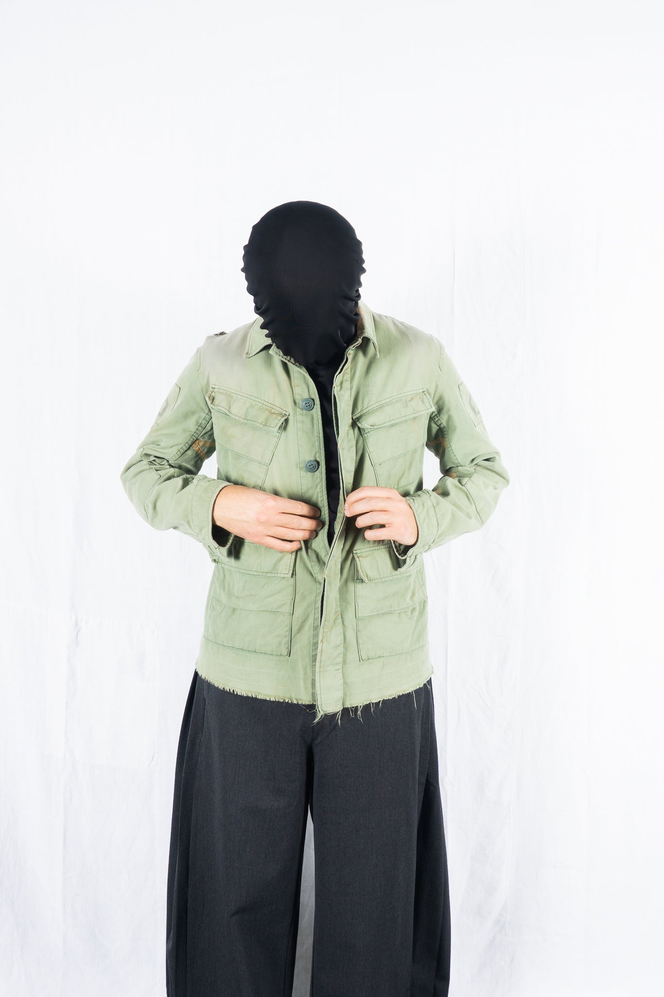 John Undercover 1960s–2014 military fatigue jacket – patch detail | Recente Studio