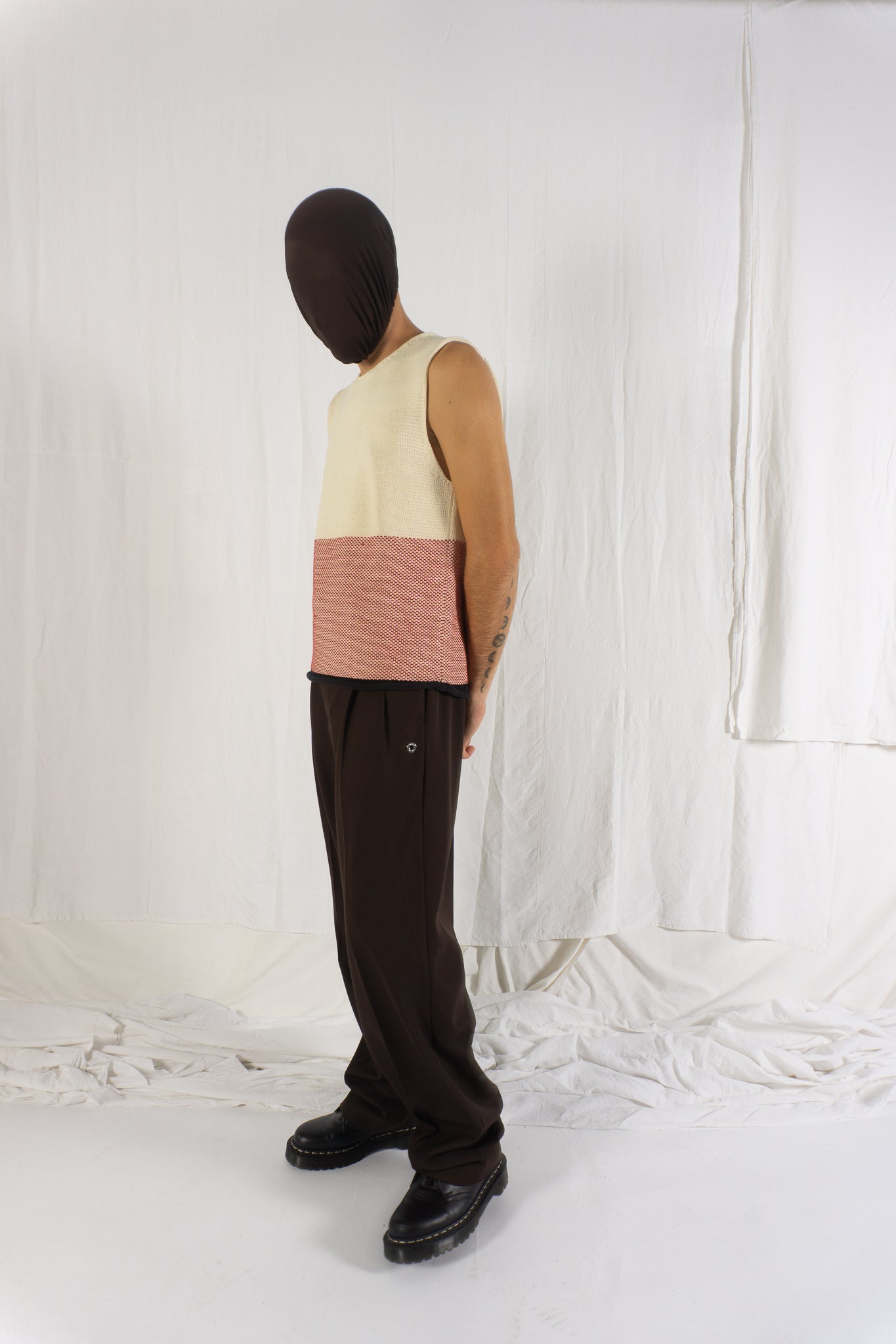 Issey Miyake Men SS03 gilet knit – detail view | Recente Studio