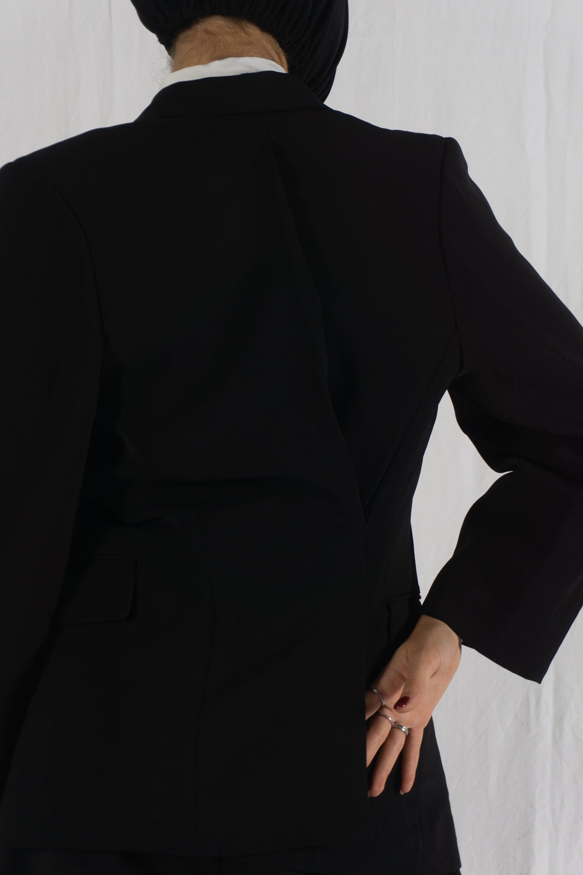 Comme des Garçons AW92 asymmetric back jacket – collar detail | Recente Studio