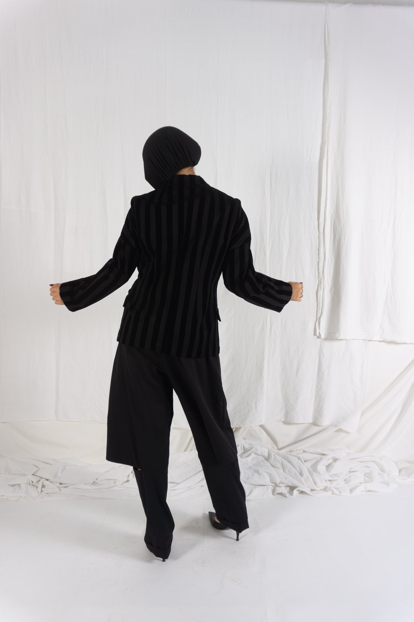 Comme des Garçons AW90 striped velvet jacket – collar detail | Recente Studio