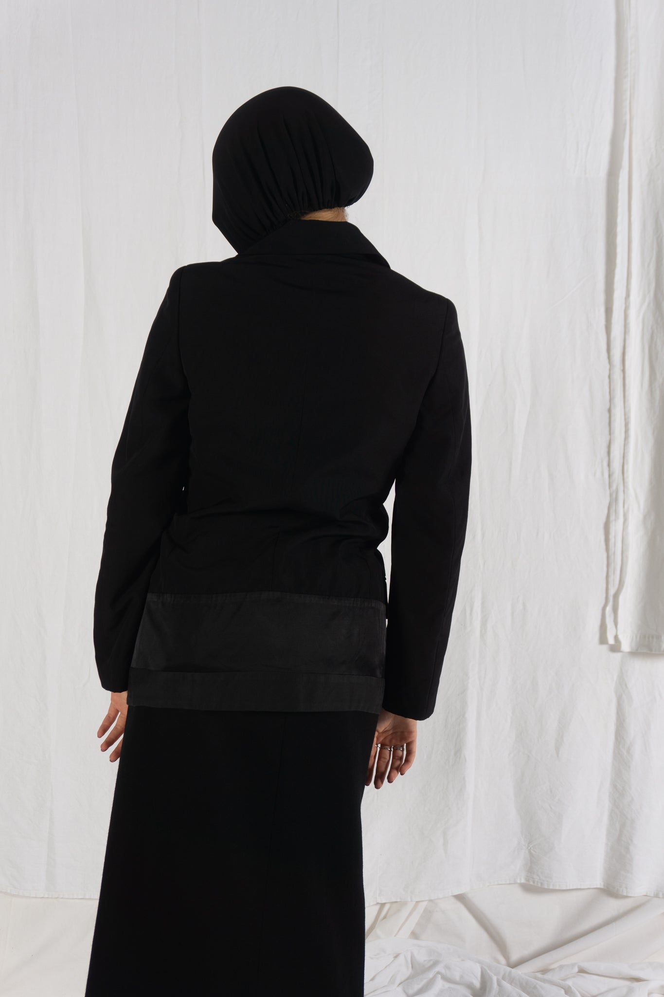 Comme des Garçons A/W 1992 reversed bottom jacket – side view | Recente Studio