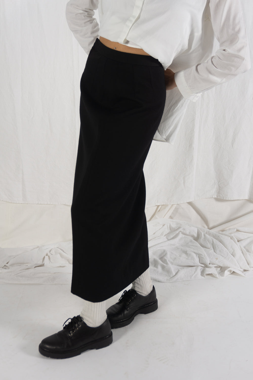 Junya Watanabe A/W 1999 long skirt – side view | Recente Studio