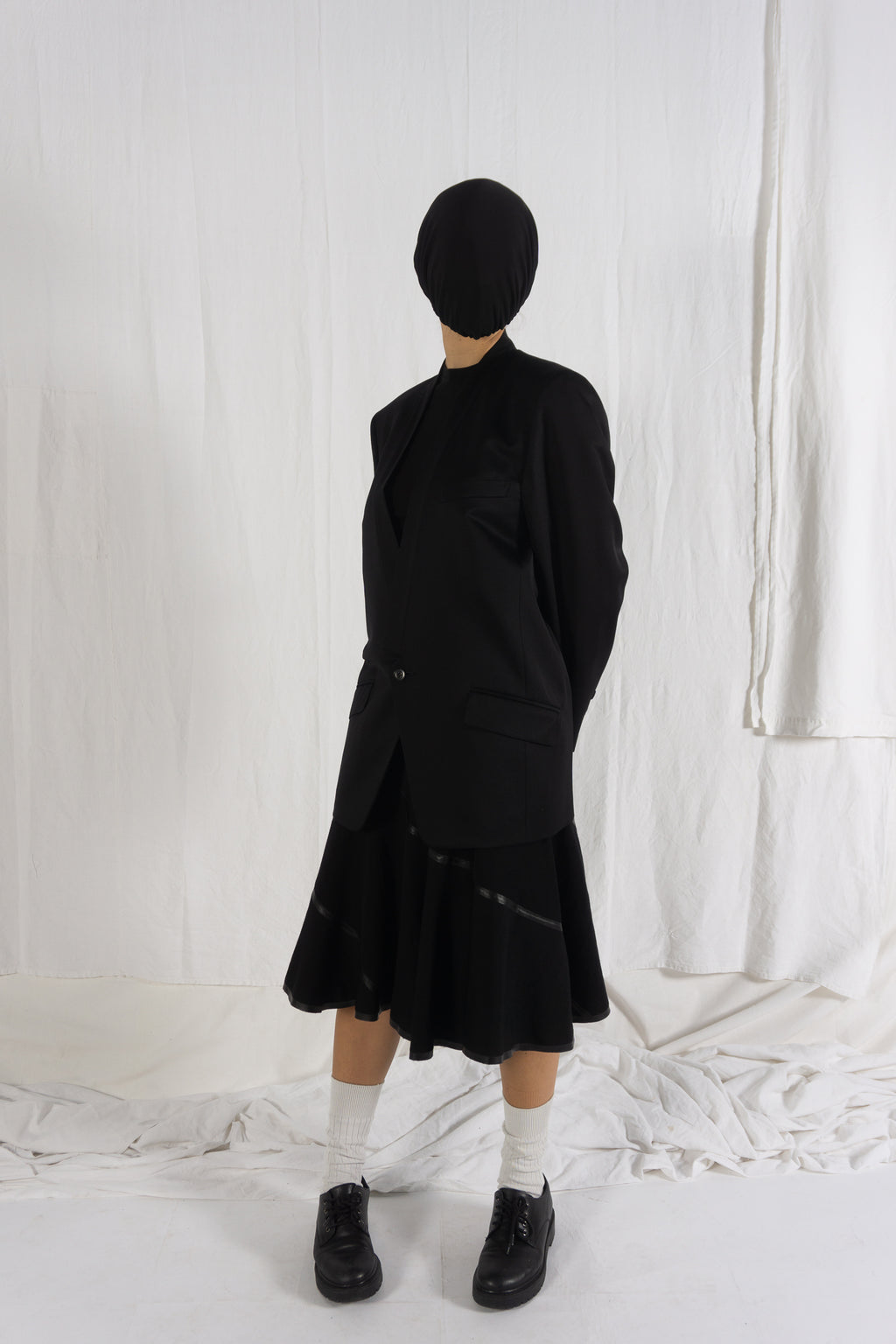 Issey Miyake AW02 shawl lapel jacket – detail view | Recente Studio