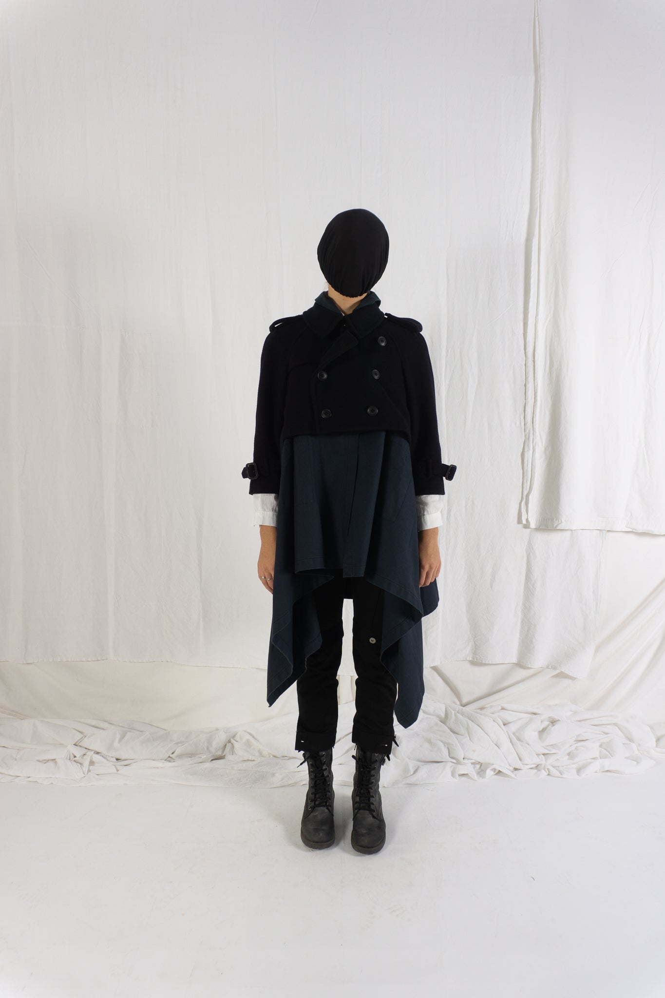 Comme des Garçons A/W 2009 cropped trench coat – front view | Recente Studio