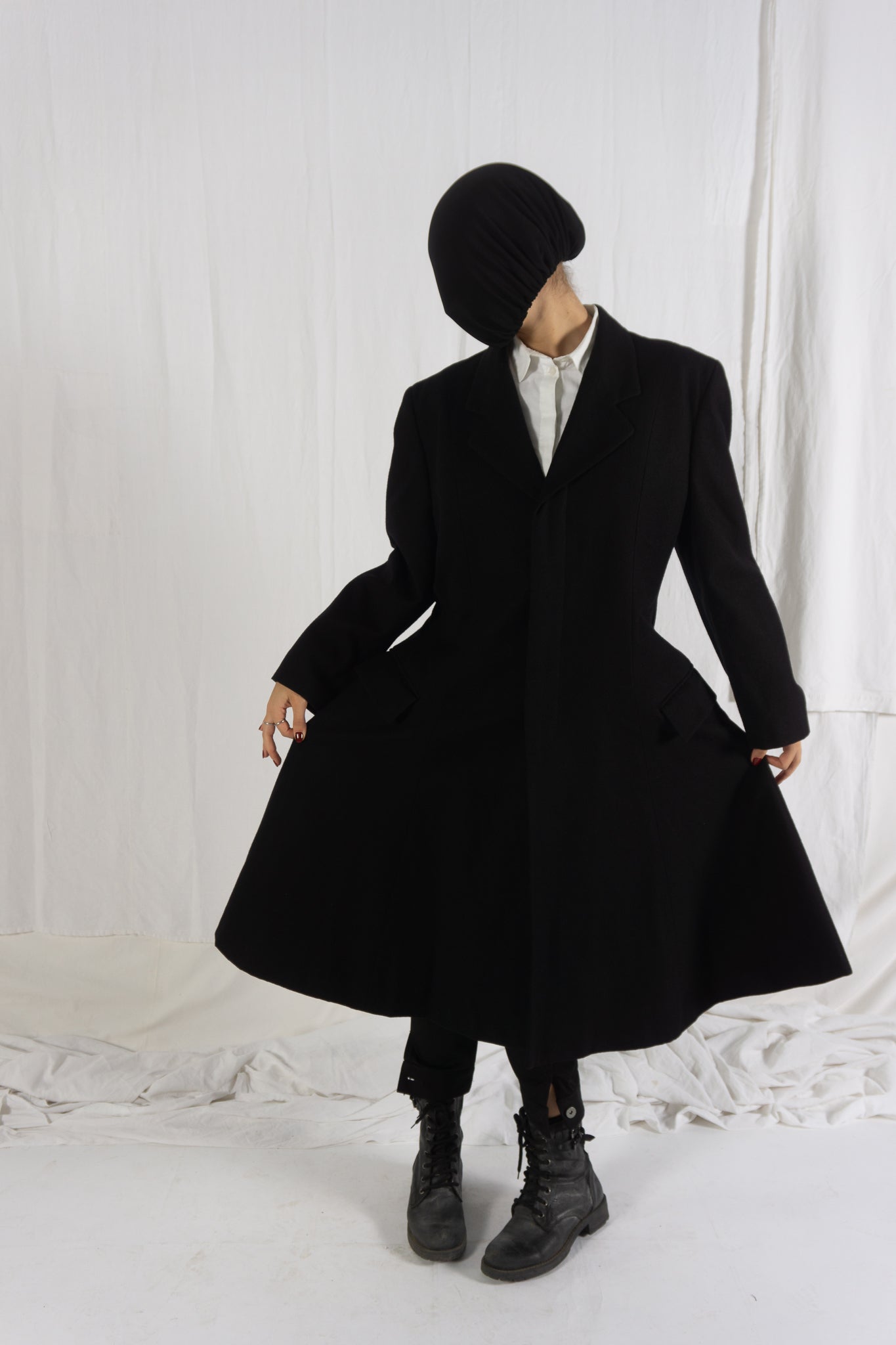 Comme des Garçons AW88 long coat – back view | Recente Studio