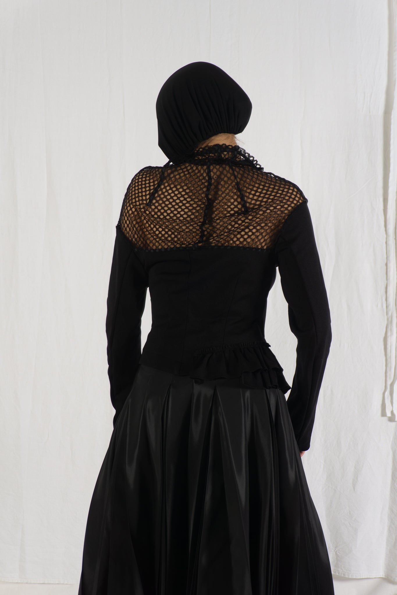Comme des Garçons A/W 2004 asymmetric top – full length | Recente Studio