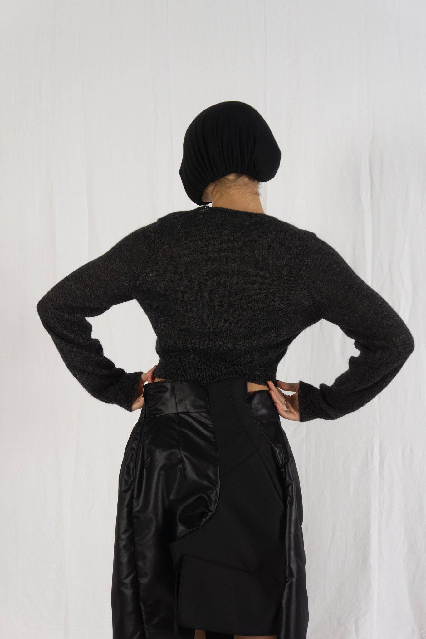 Comme des Garçons A/W 1994 sweater – side view | Recente Studio