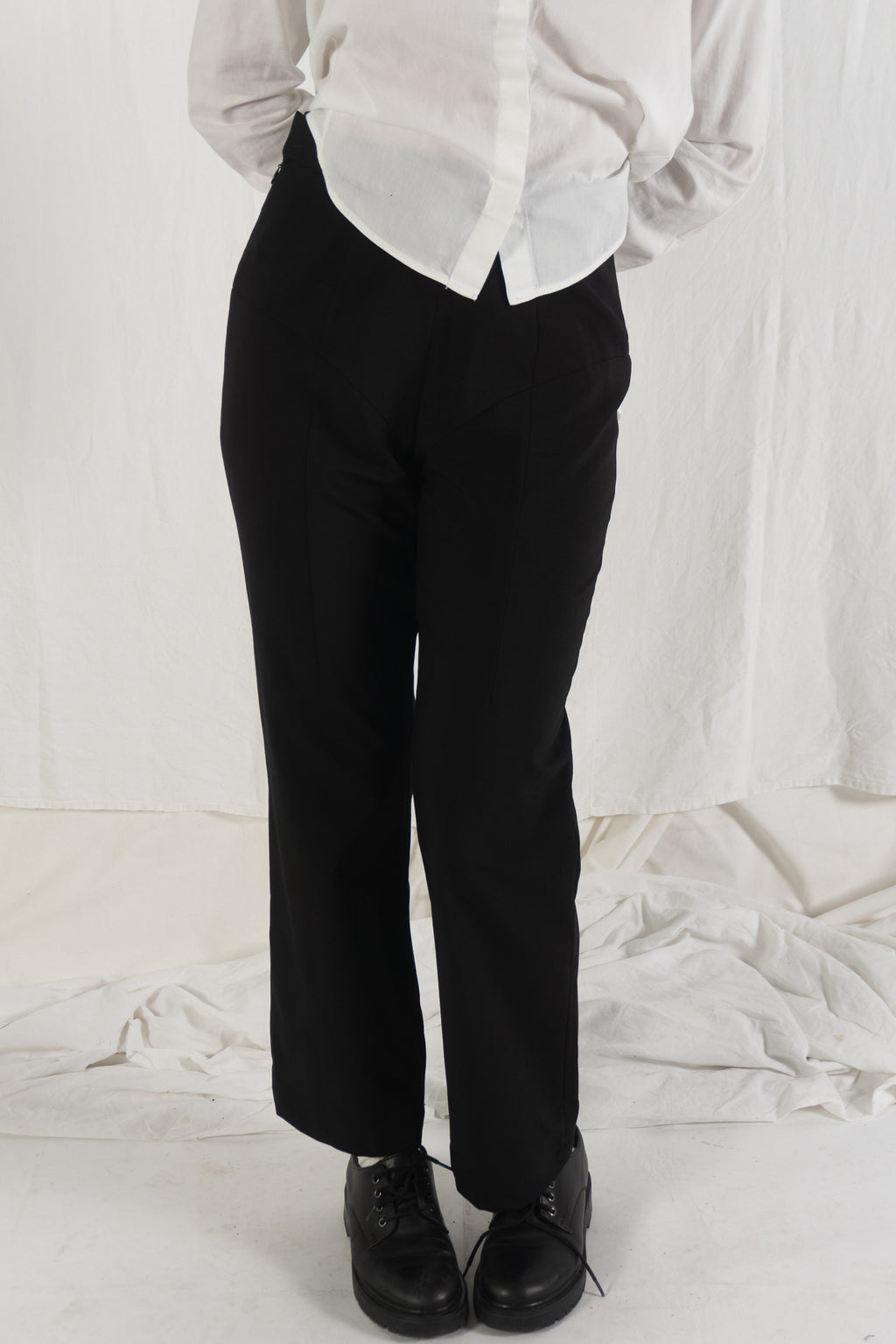 Junya Watanabe A/W 1995 classic pants – side view | Recente Studio