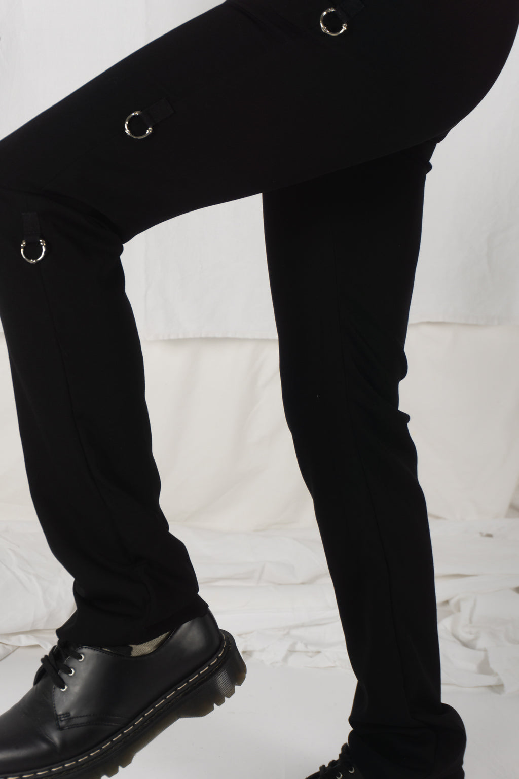 Takahiro Miyashita The Soloist ringed pants – back view | Recente Studio