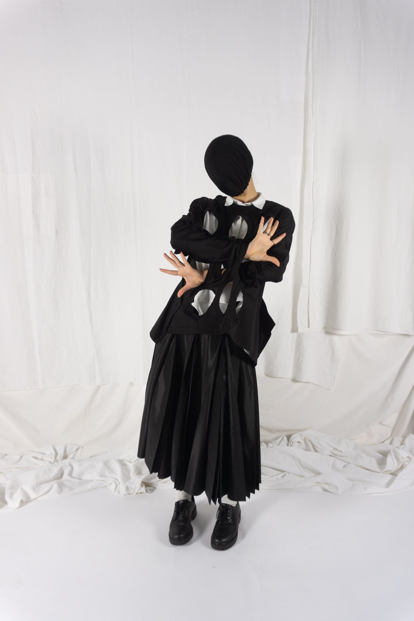 Comme des Garçons S/S 2014 holes sweater – full length | Recente Studio