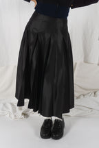 Junya Watanabe AW99 pleated skirt – fabric close-up | Recente Studio