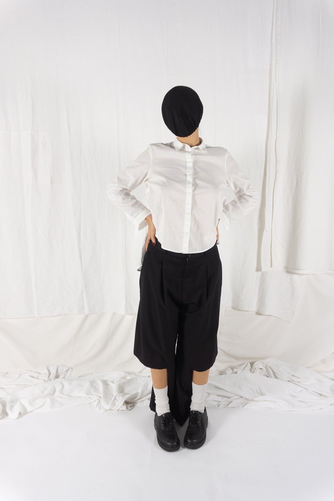 Noir Kei Ninomiya AW23 cut pants – detail view | Recente Studio