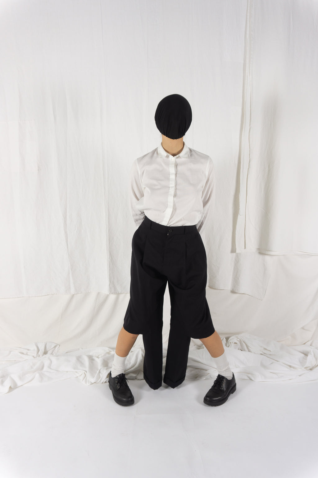 Noir Kei Ninomiya A/W 2023 cut pants – front view | Recente Studio