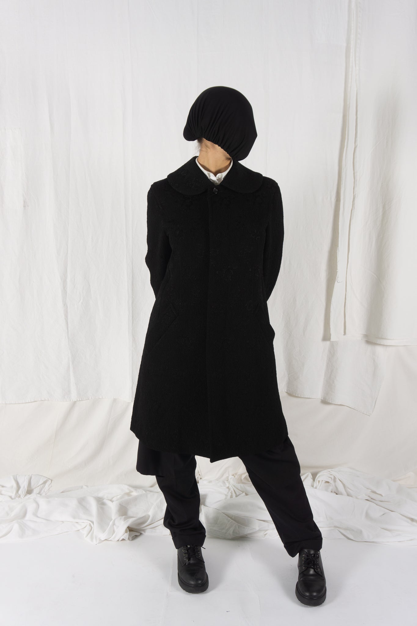 Comme des Garçons AW08 embossed flowers coat – close-up | Recente Studio
