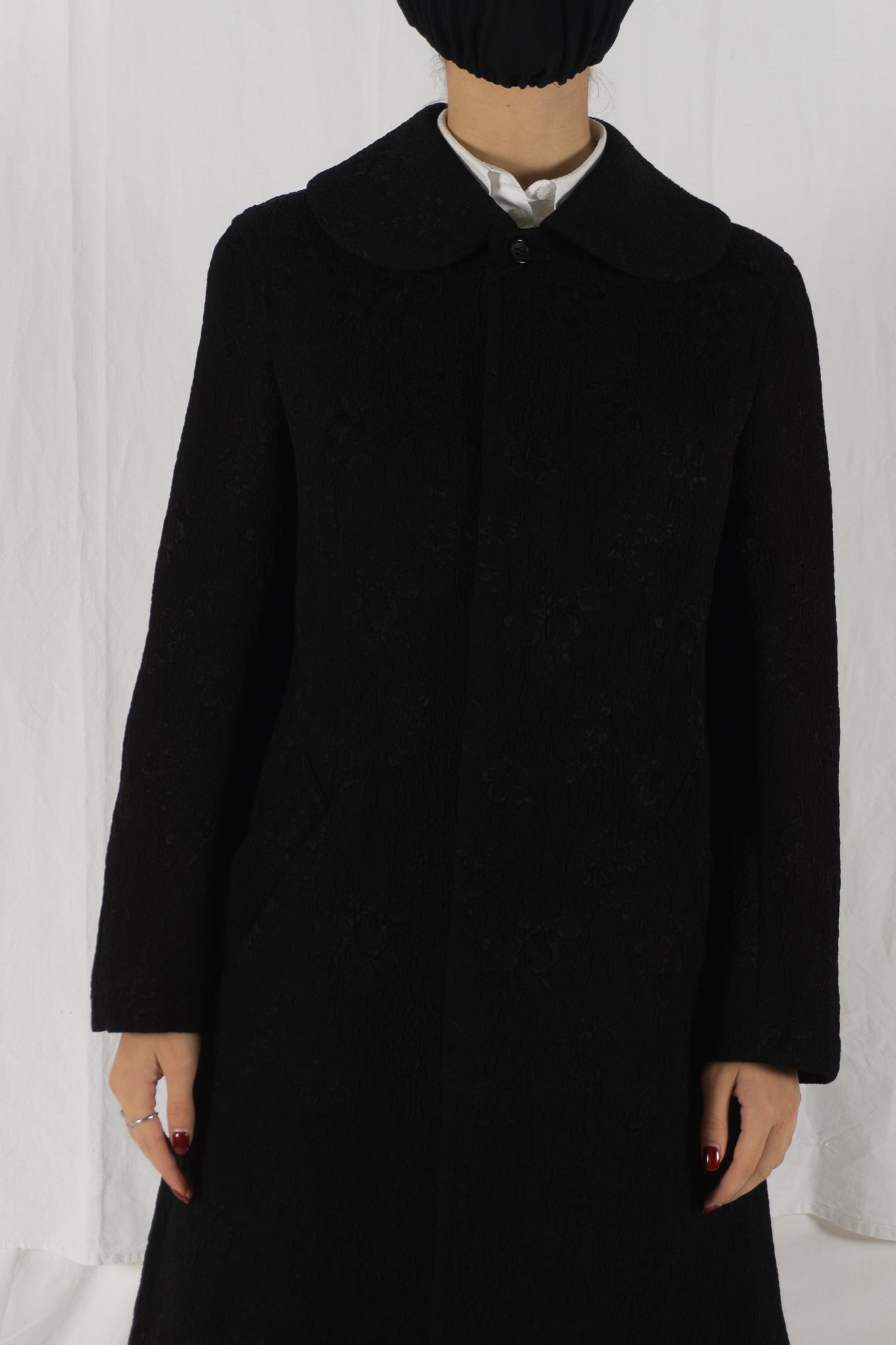 Comme des Garçons AW08 embossed flowers coat – detail view | Recente Studio