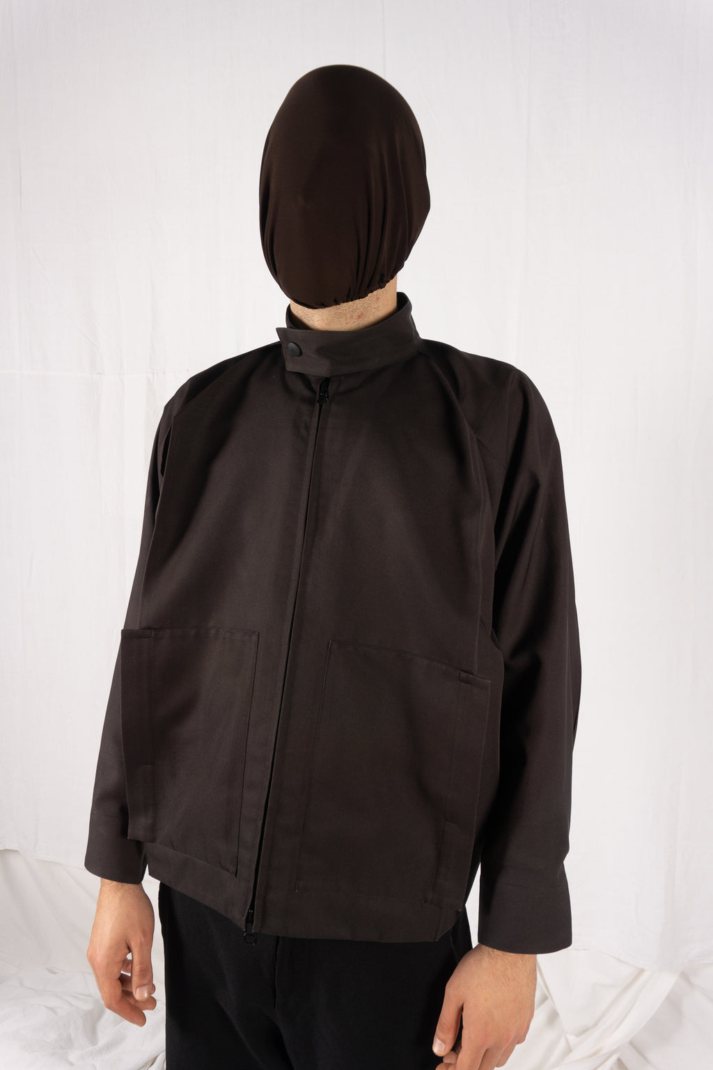 132.5 Issey Miyake AW19 jacket – zip detail | Recente Studio