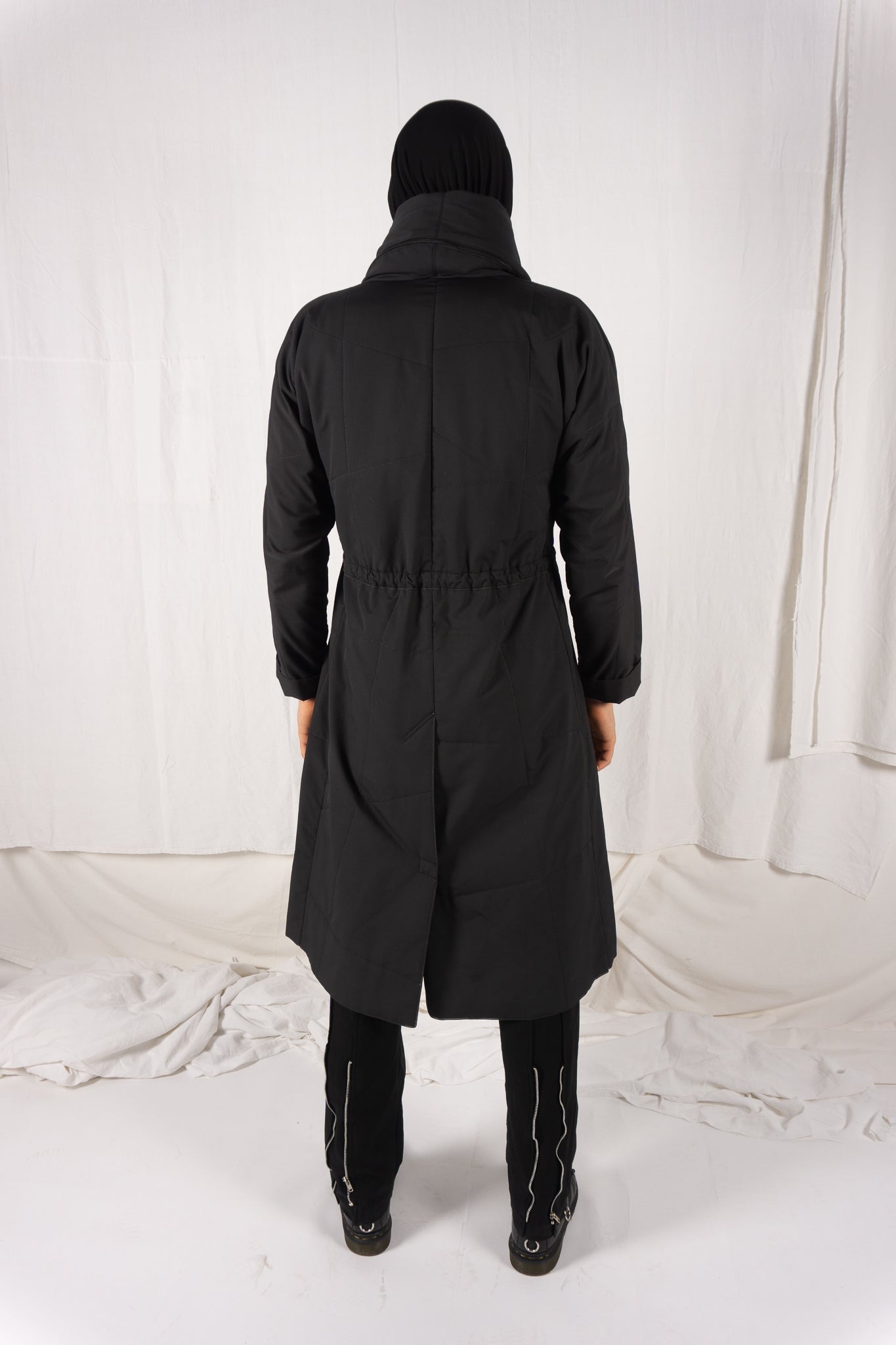 Issey Miyake Pleats Please A/W 2016 coat – label detail | Recente Studio