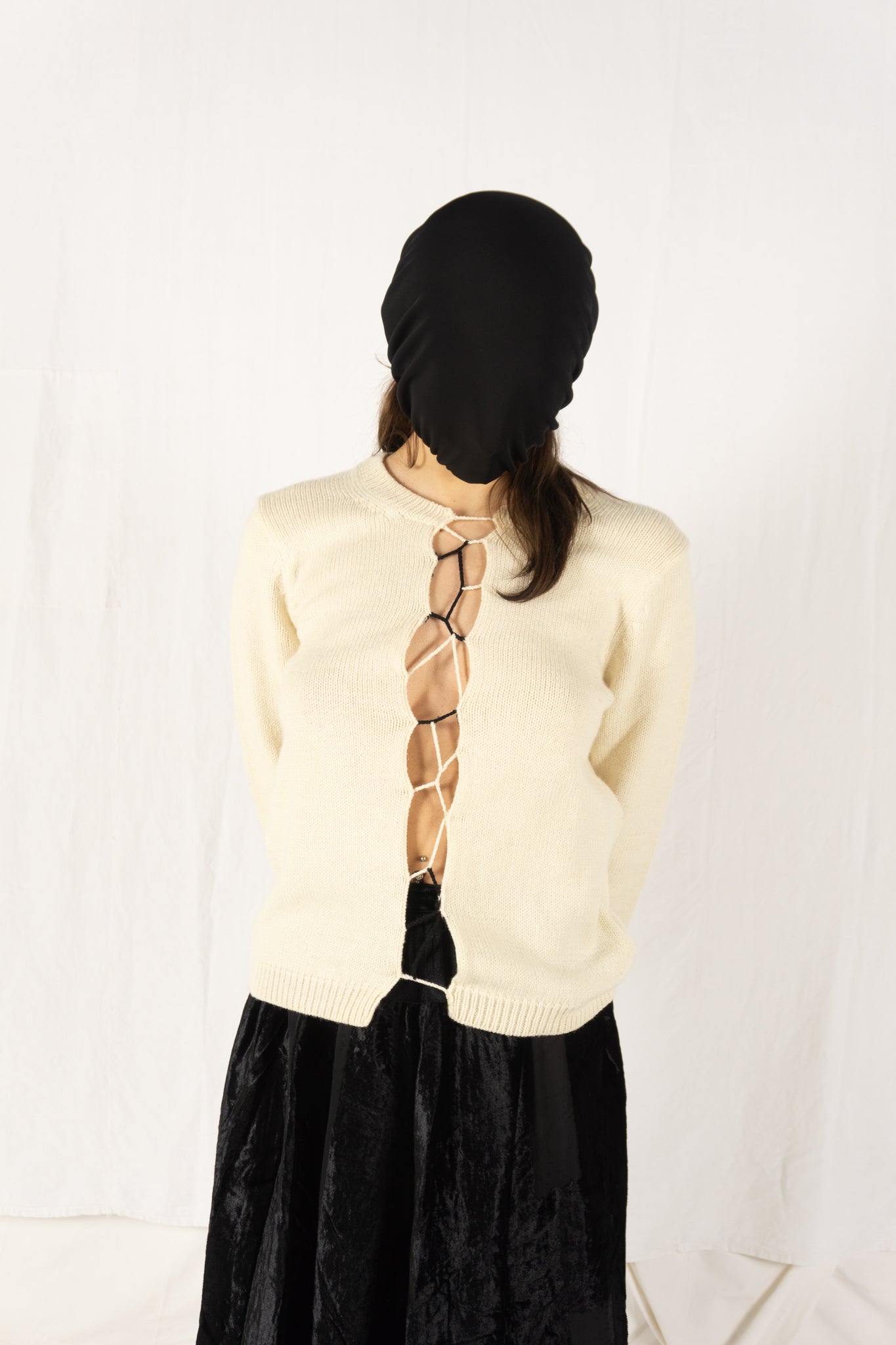 Comme des Garçons A/W 2001 sweater – destroyed detail | Recente Studio