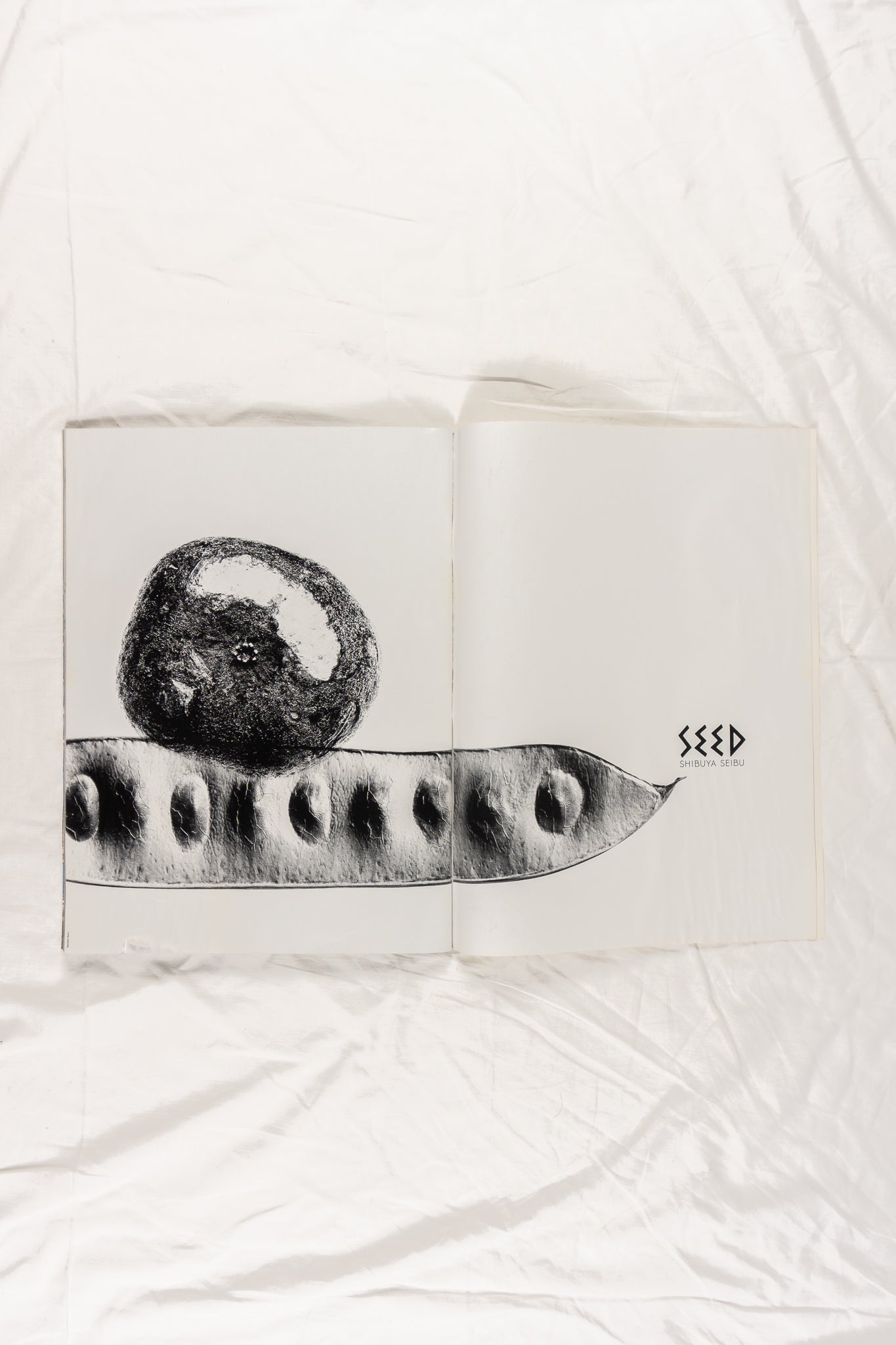 Comme des Garçons Six No. 4 1989 magazine – back cover | Recente Studio