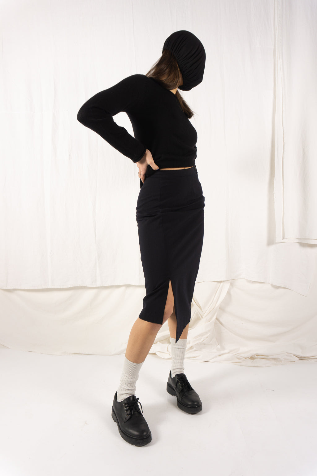 Comme des Garçons 1980s asymmetric skirt – slit detail | Recente Studio