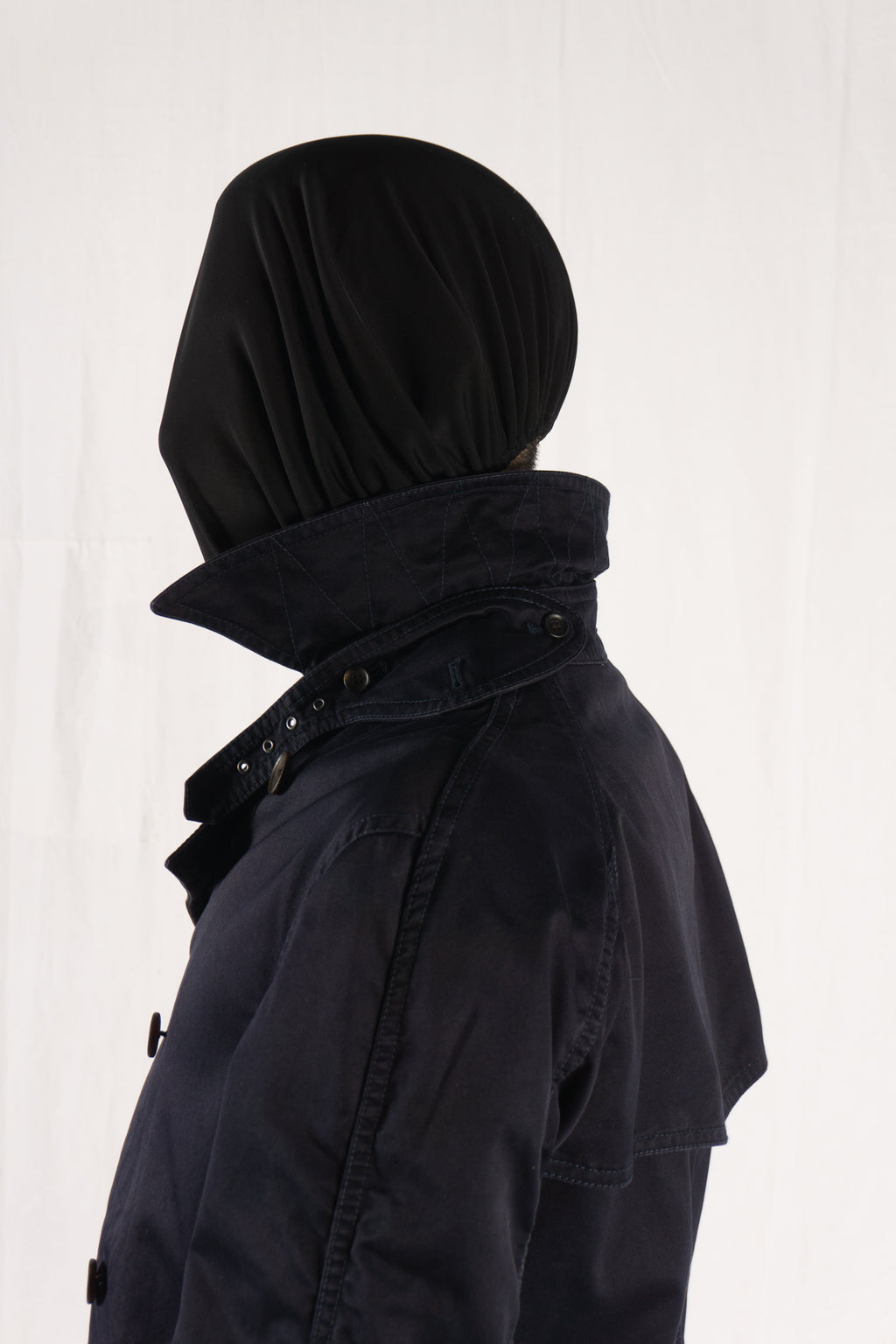 Comme des Garçons Homme A/W 2004 trench – belt detail | Recente Studio