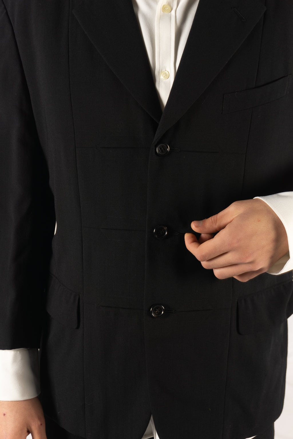 Comme des Garçons Homme Plus A/W 1988 oversize jacket – close-up | Recente Studio