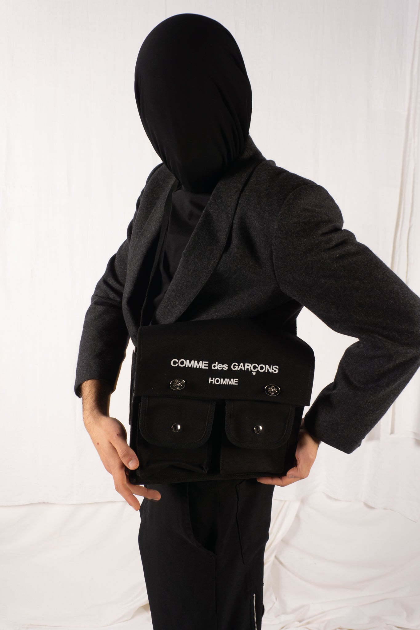 Comme des Garçons Homme shoulder bag – back view | Recente Studio