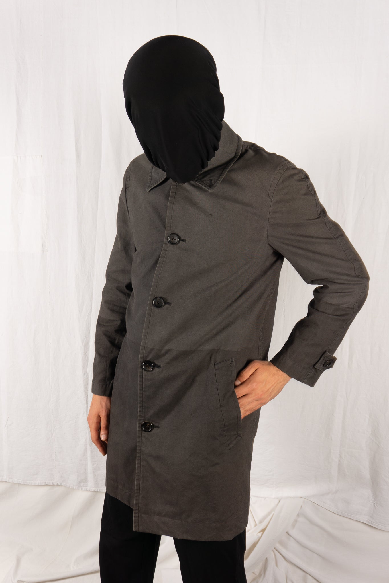 Comme des Garçons Homme A/W 2001 trench coat – side view | Recente Studio