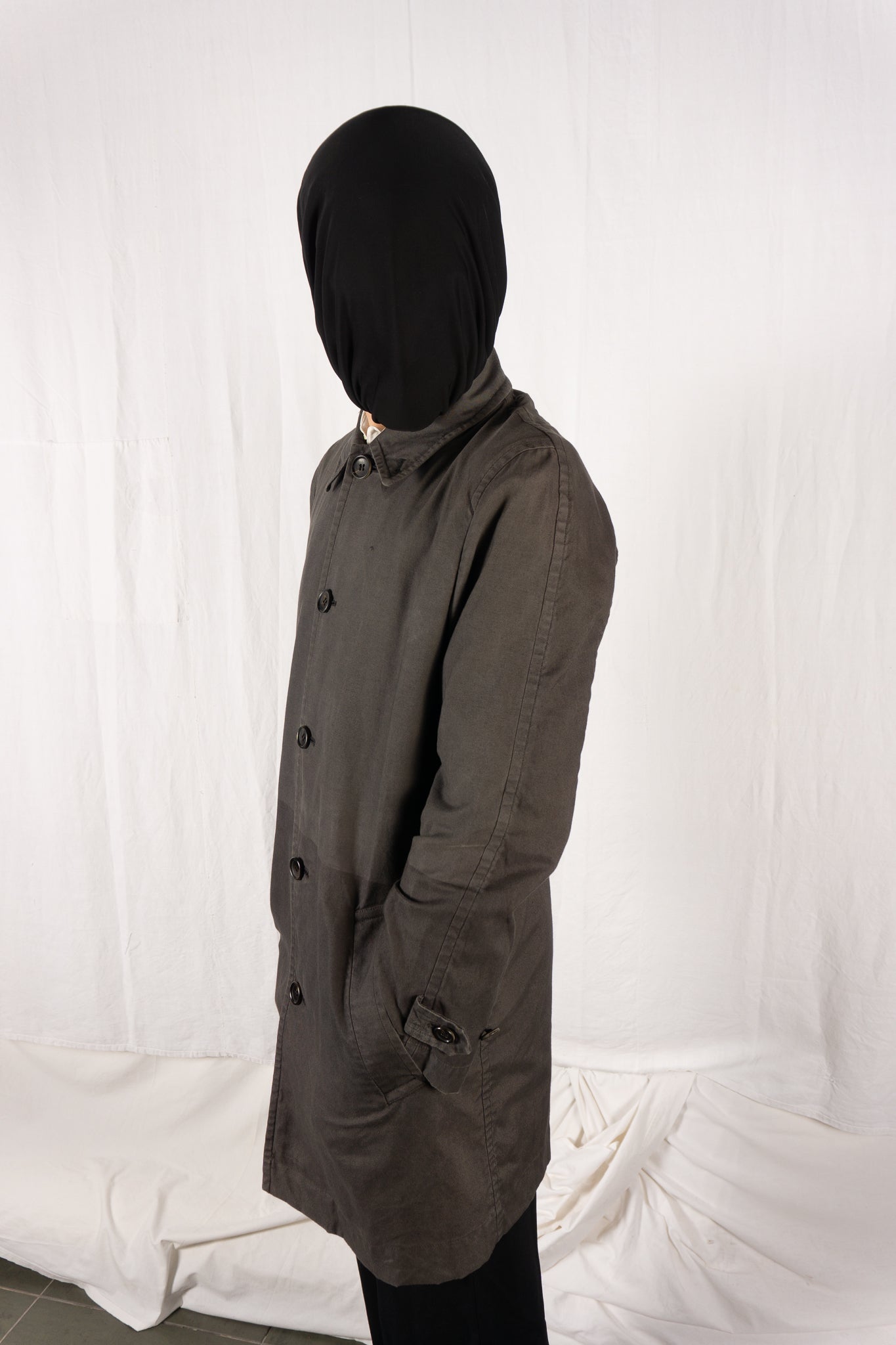 Comme des Garçons Homme A/W 2001 trench coat – back view | Recente Studio