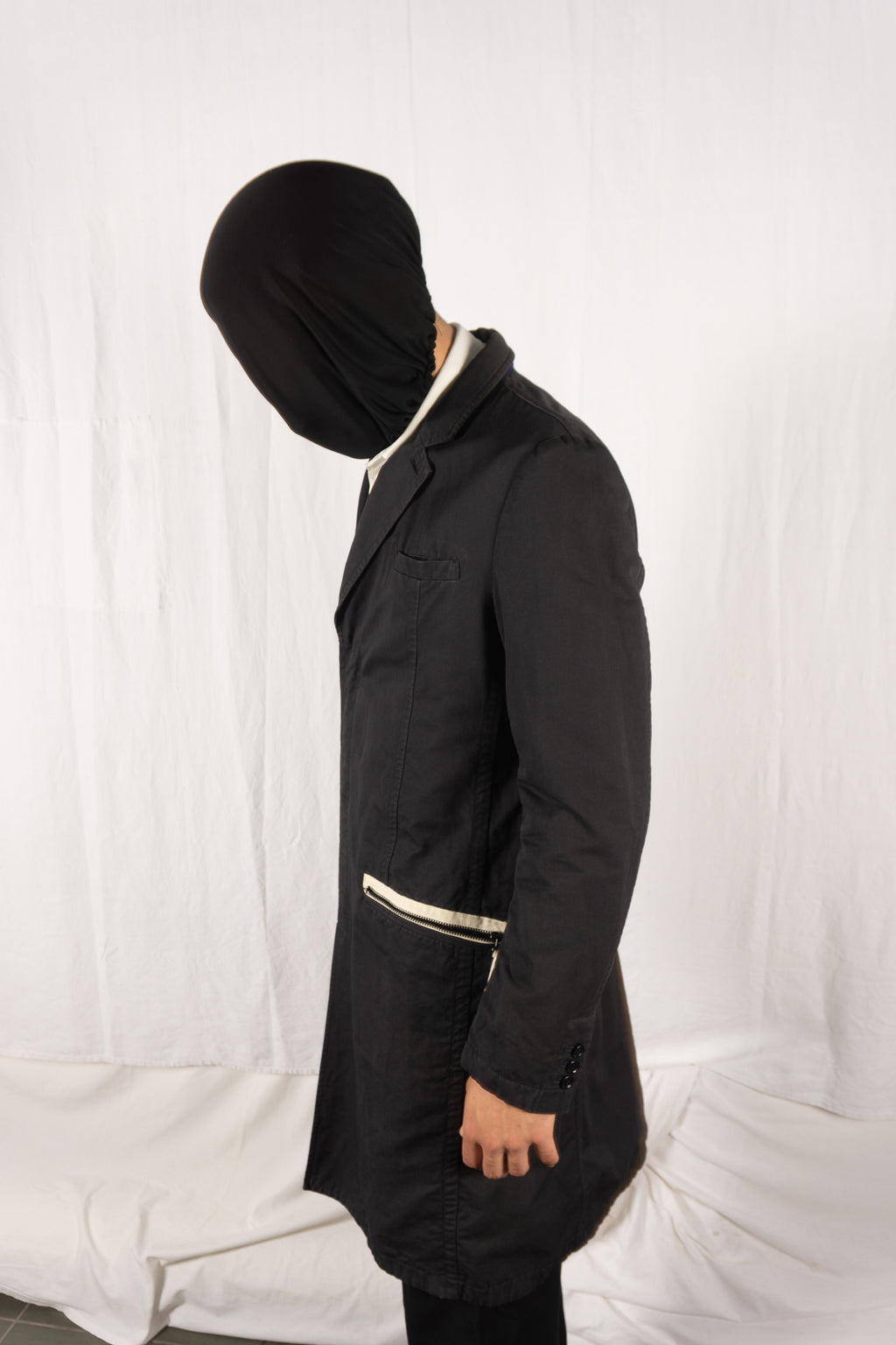 John Undercover S/S 2004 trench coat – side view | Recente Studio
