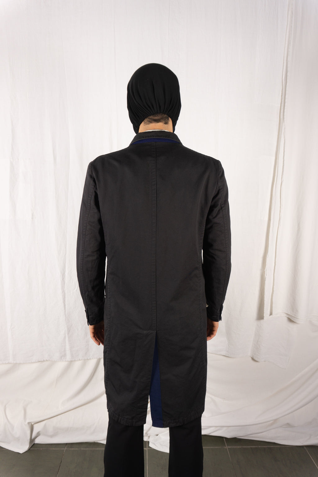 John Undercover S/S 2004 trench coat – collar detail | Recente Studio