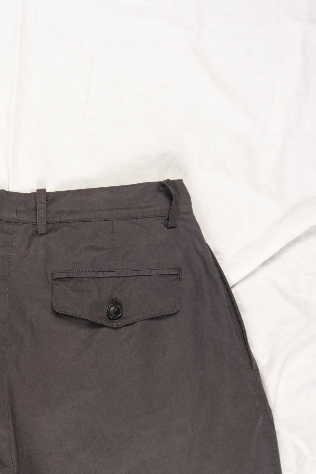 Issey Miyake Men A/W 1999 parachute pants grey – zip detail | Recente Studio